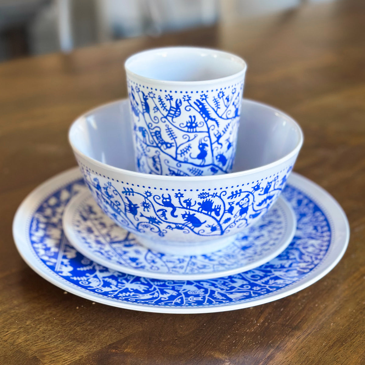 Critters Melamine Dinner Set (16-piece set)